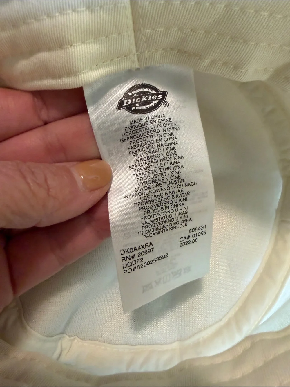 Dickies Red Chute sherpa fleece bucket hat in a warm cream/ecru color. Soft fuzz